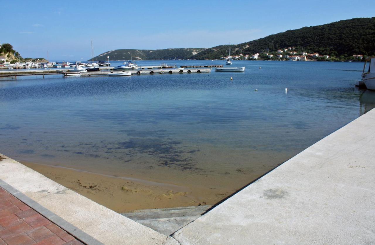 Apartment Supetarska Draga - Donja 5030A Esterno foto
