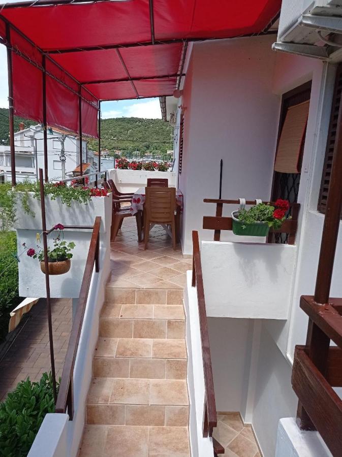 Apartment Supetarska Draga - Donja 5030A Esterno foto